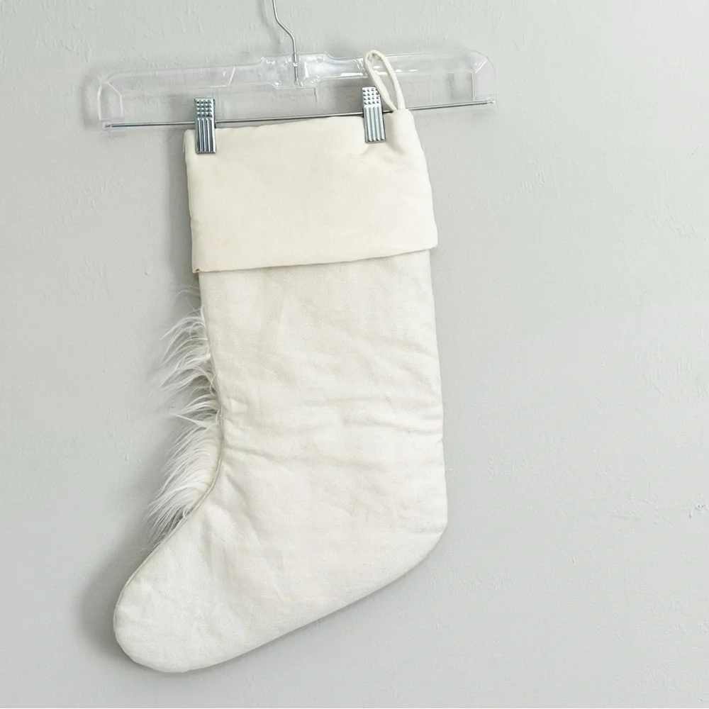 POTTERY BARN Ivory WOODLAND FURRY SQUIRREL CHRISTMAS STOCKING 12” X 20”